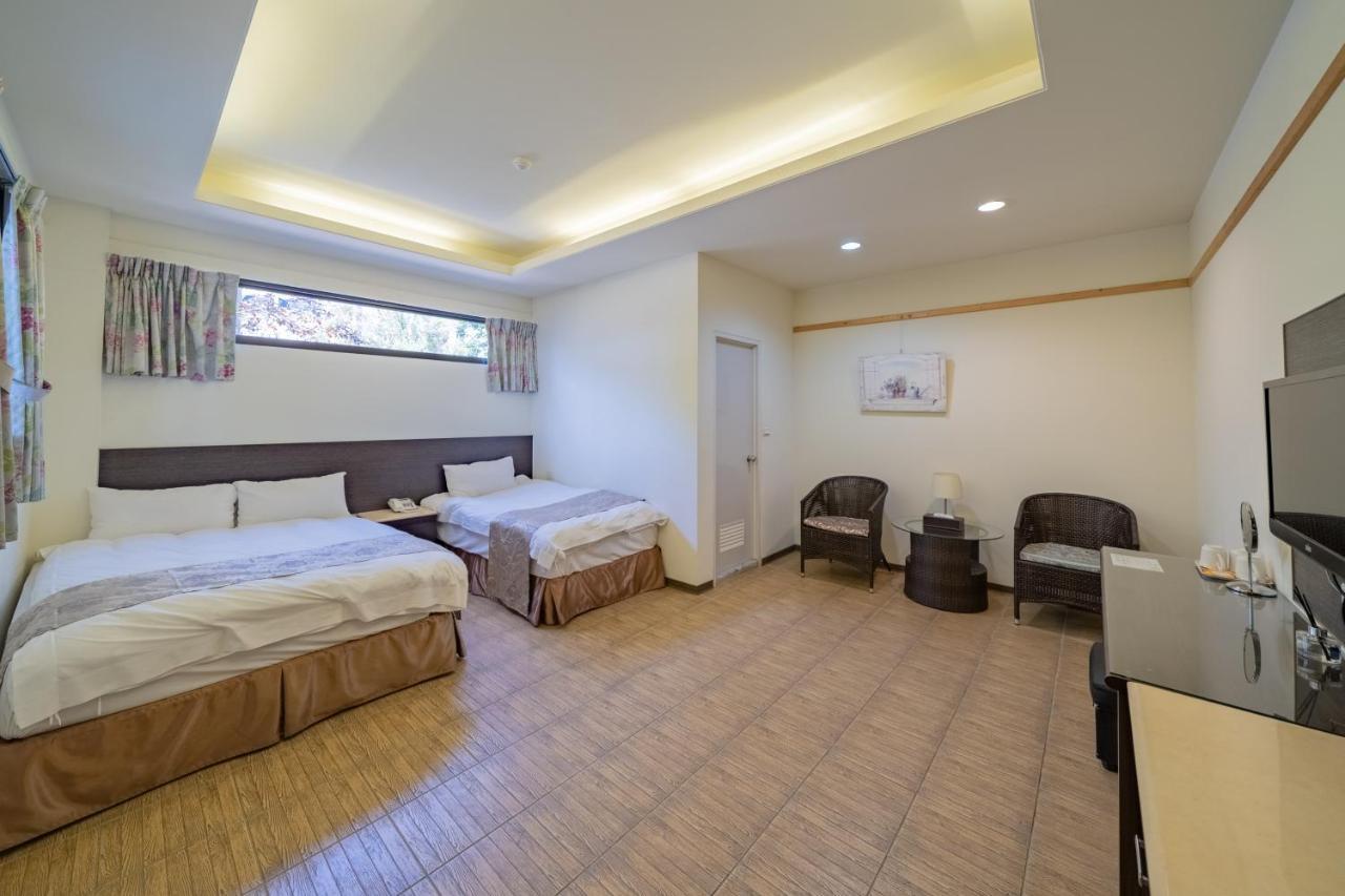 Hua Mu Xing Jing B&B Ren'ai Exterior foto