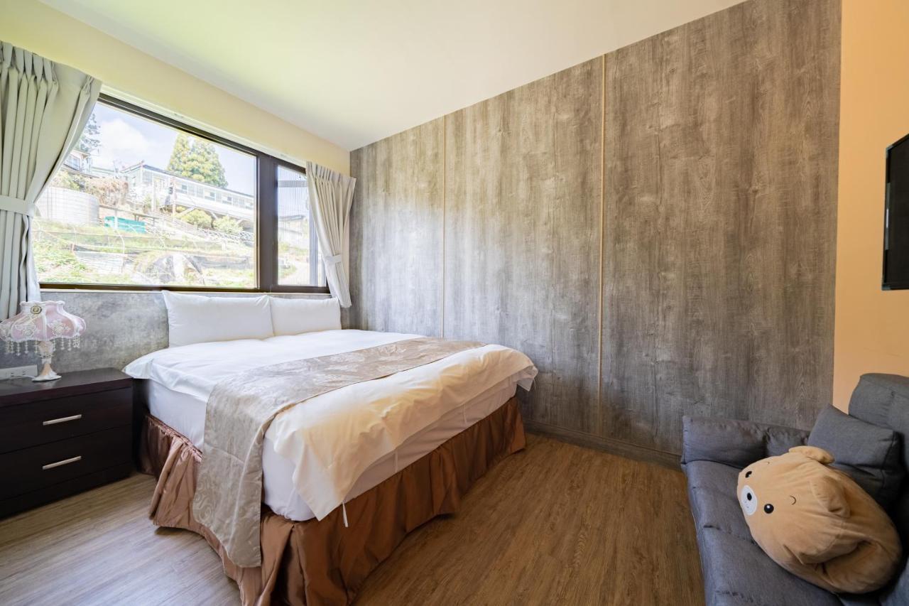 Hua Mu Xing Jing B&B Ren'ai Exterior foto